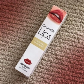 custom-printed-lip-plumper-boxes