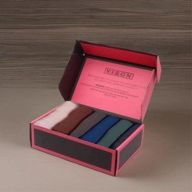 custom-printed-shawl-boxes