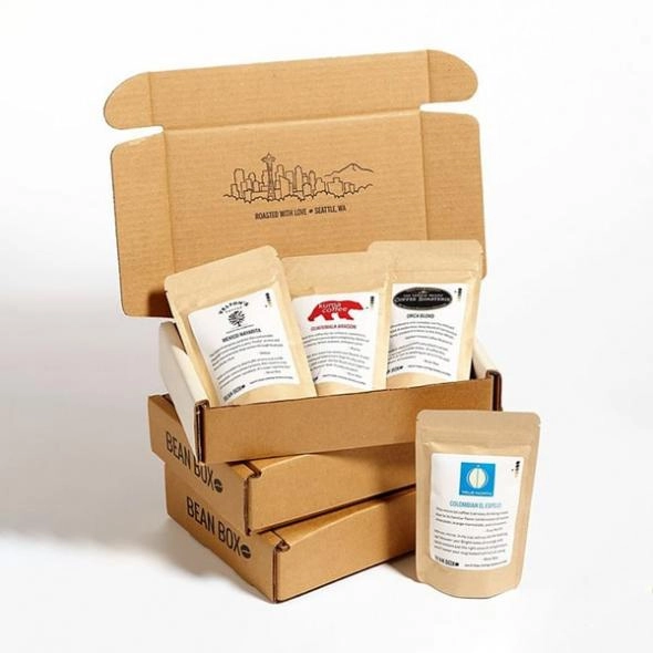 custom-coffee-packaging-display