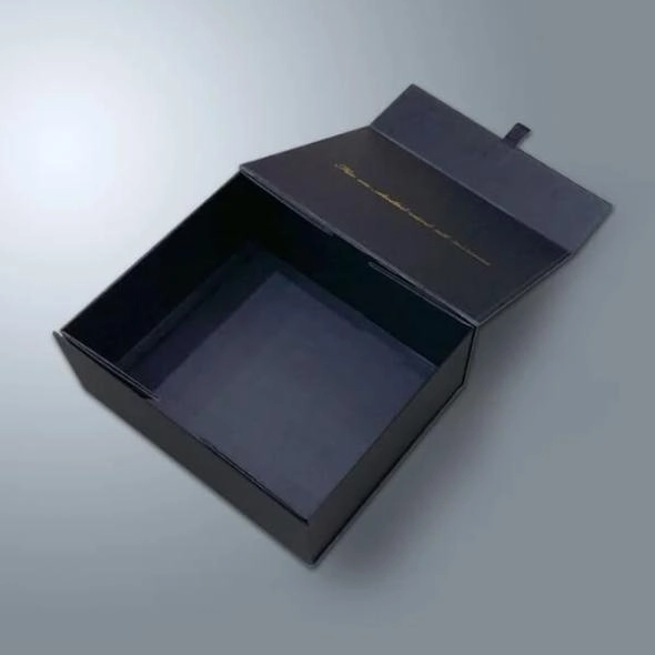 custom-groomsmen-packaging