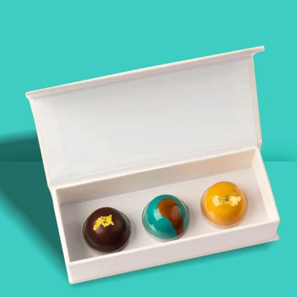 cardboard-custom-bonbon-boxes
