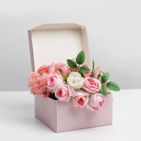 custom-floral-boxes-wholesale