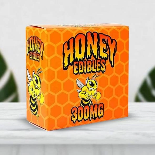 custom-edible-cannabis-boxes-display