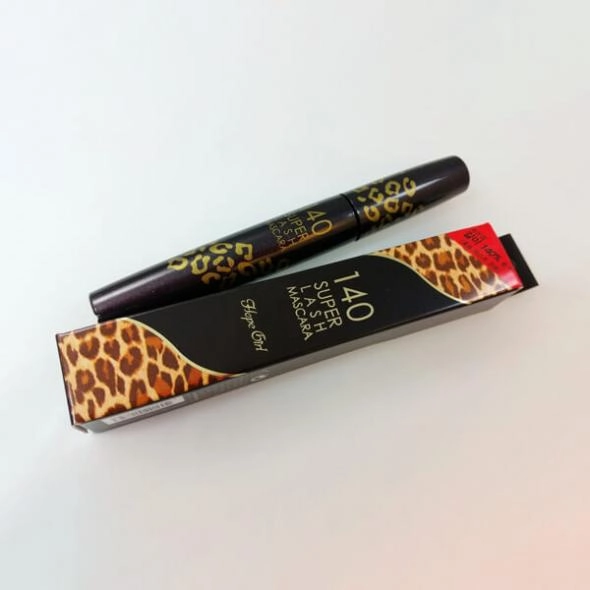 custom-printed-black-cosmetic-boxes
