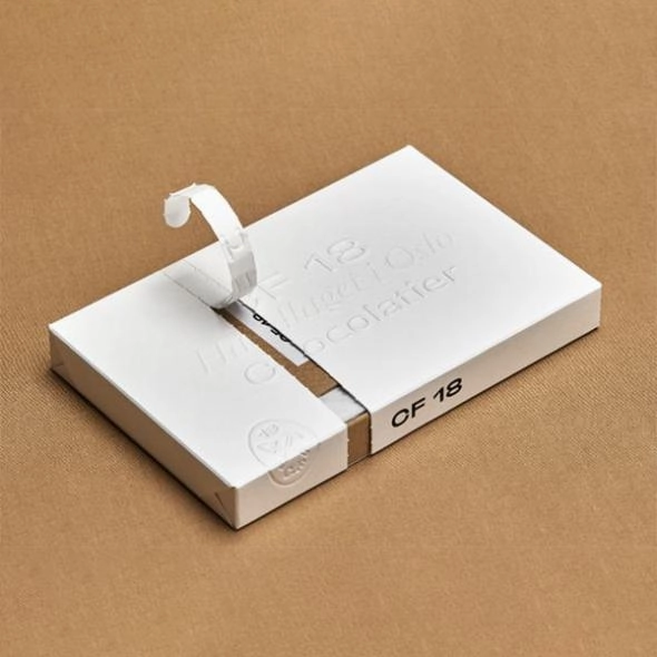 seal-end-with-tear-open-boxes-with-logo