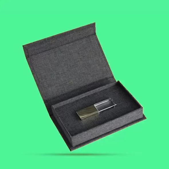 custom-texture-linen-packaging