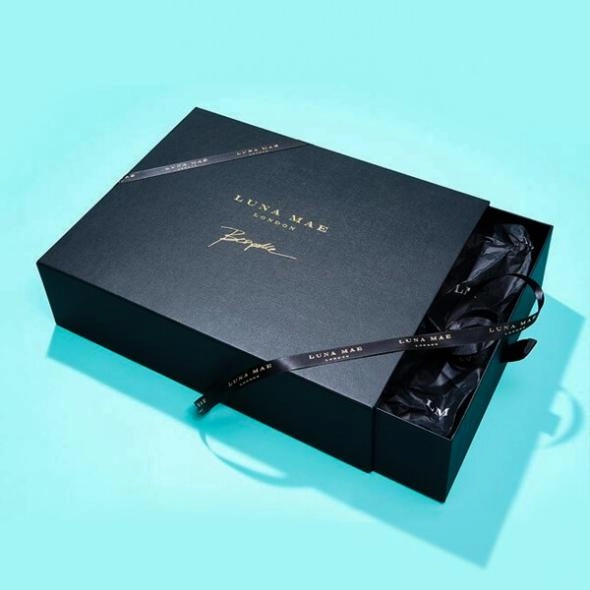 custom-printed-robe-boxes