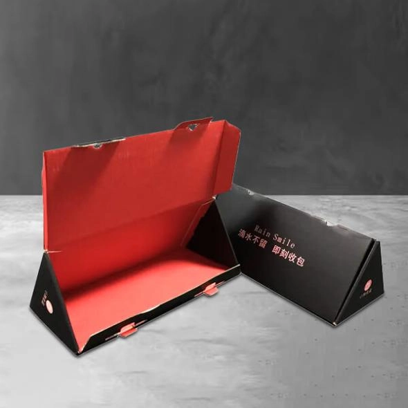 personalized-corrugated-triangular-boxes