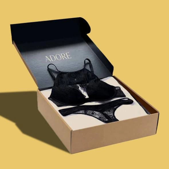 custom-lingerie-boxes-packaging