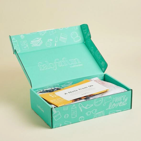 custom-display-rigid-mailer-boxes-.